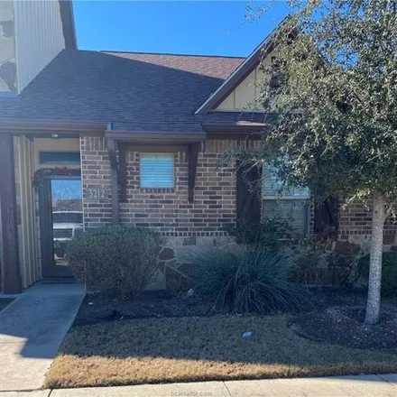 Rent this 3 bed townhouse on 3252 Airborne Avenue in Koppe, College Station