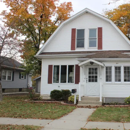 Buy this 3 bed house on 311 East College Street in Coldwater, Mercer County