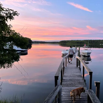 Image 2 - 83 Tide Run, Monomoscoy Island, Mashpee, MA, USA - House for sale