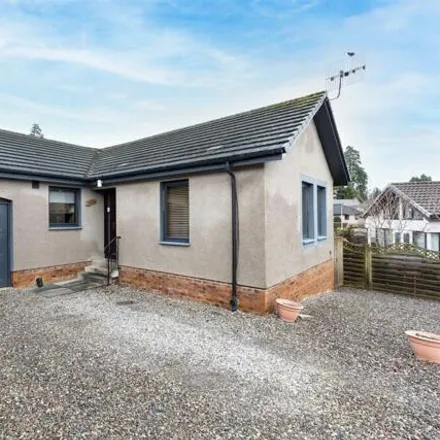 Buy this 3 bed house on 46 Hatton Road in Luncarty, PH1 3UZ