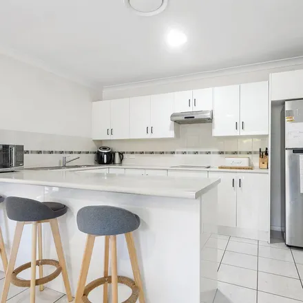 Rent this 4 bed apartment on Beh Close in Singleton Heights NSW 2330, Australia