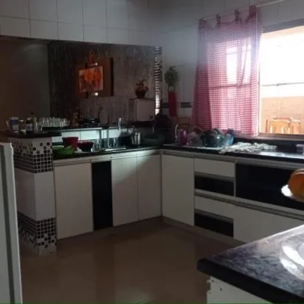 Buy this studio house on Rua Inhumas in Vila Jayara, Anápolis - GO