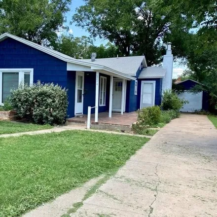Buy this 3 bed house on 2160 29th Street in Lubbock, TX 79411