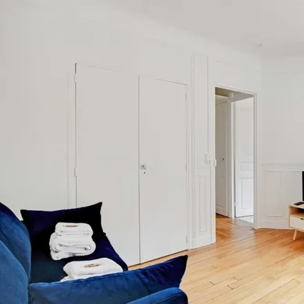Image 9 - 12 Rue Sextius Michel, 75015 Paris, France - Apartment for rent