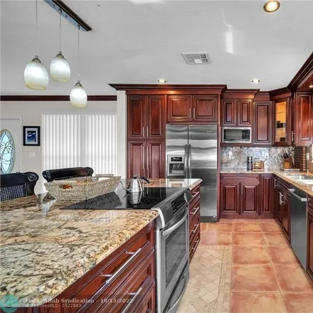 Image 5 - 1205 Tangelo Isle, Fort Lauderdale, FL 33315, USA - House for sale