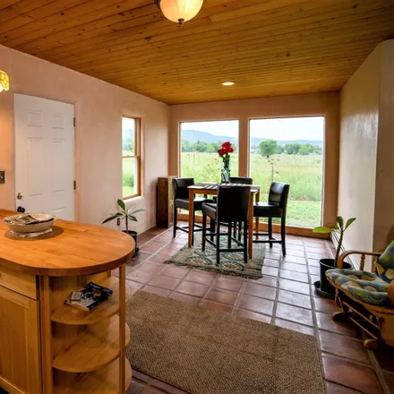 Image 2 - 124 Upper Ranchitos Road, Taos, NM 87571, USA - House for sale