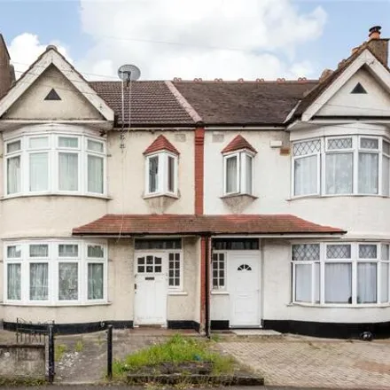 Buy this 3 bed townhouse on Headcorn Road in London, CR7 6EB
