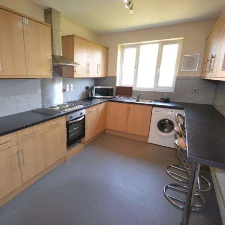 Rent this 1 bed room on Millennium Court in Northumberland Avenue, Reading