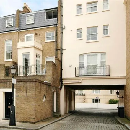 Buy this 3 bed apartment on 8 St Andrew's Place in London, NW1 4LB