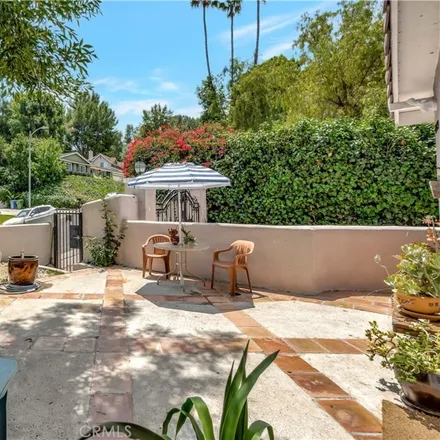 Image 4 - 4815 Don Juan Place, Los Angeles, CA 91364, USA - House for sale
