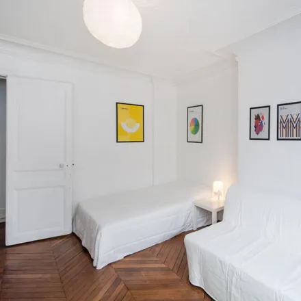 Image 4 - 21 bis Rue Singer, 75016 Paris, France - Room for rent