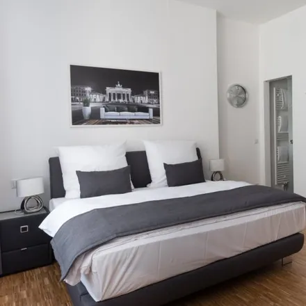 Rent this studio apartment on Fam. Dang in Torstraße 125, 10119 Berlin