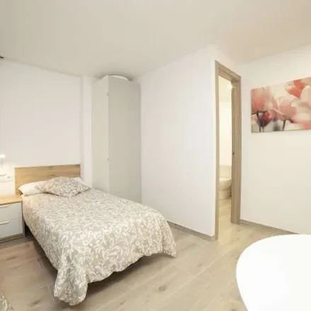 Image 8 - Avinguda del Torrent Gornal, 08904 l'Hospitalet de Llobregat, Spain - Apartment for rent