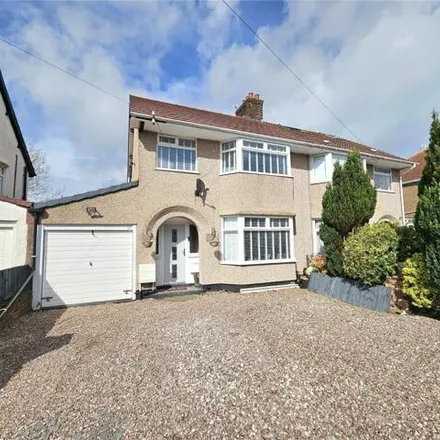 Buy this 3 bed duplex on Downham Drive in Heswall, CH60 5RF