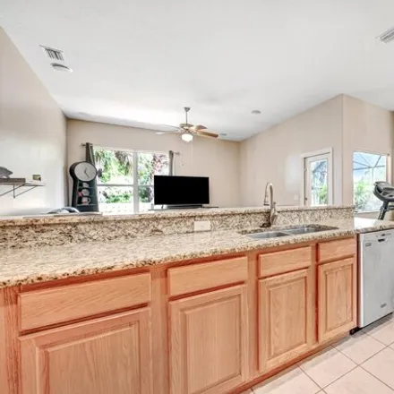Image 9 - 2430 Woodfield Circle, West Melbourne, FL 32904, USA - House for sale