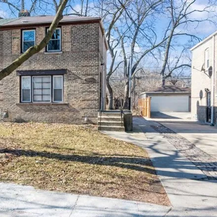 Buy this 3 bed townhouse on 9840 South Yates Avenue in Chicago, IL 60617