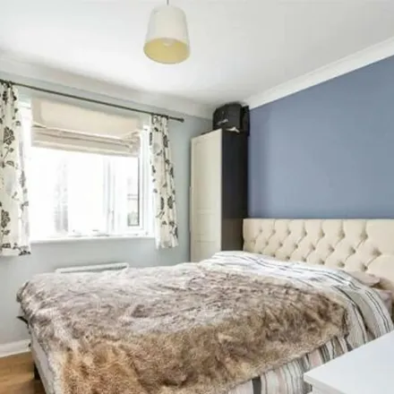 Image 1 - Dorset Mews, London, N3 2BN, United Kingdom - Apartment for rent
