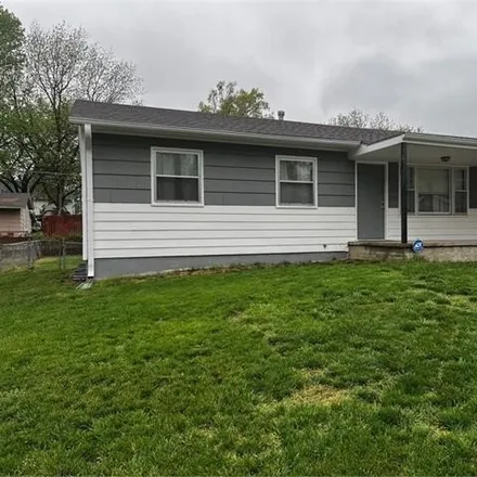 Buy this 3 bed house on 576 15th Street Terrace in Osawatomie, Miami County