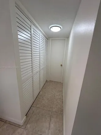 Image 4 - 3242 Northwest 51st Avenue, Lauderdale Lakes, FL 33319, USA - Condo for rent