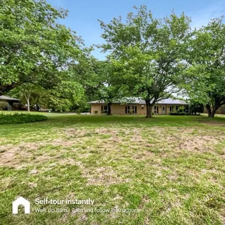 Buy this 4 bed house on 165 Skyline Drive in Murphy, TX 75094