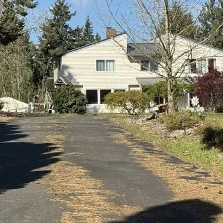 Buy this 4 bed house on 18191 South Holly Lane in Oregon City, OR 97045