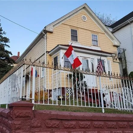 Buy this 3 bed house on 135 Donelson Street in Providence, RI 02908