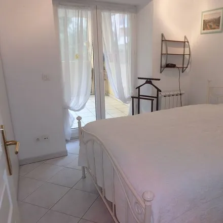 Image 1 - Avenue Porte de France, 06500 Menton, France - Apartment for rent