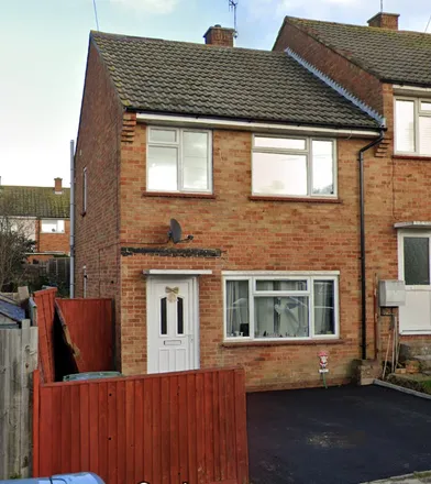 Rent this 3 bed house on Linley Close in St Leonards, TN34 2DA