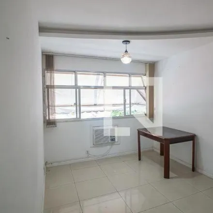Buy this 2 bed apartment on Microcamp in Rua Voluntários da Pátria 117, Botafogo