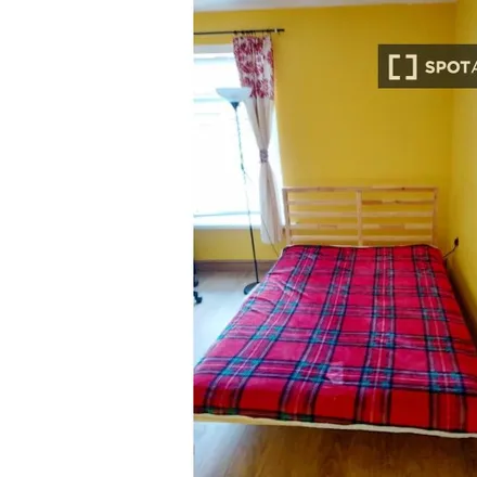 Rent this 3 bed room on Larkin Community College in Champions' Avenue, Champions Avenue