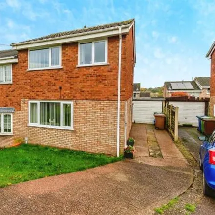 Buy this 3 bed duplex on Midhurst Drive in Hednesford, WS12 4RF