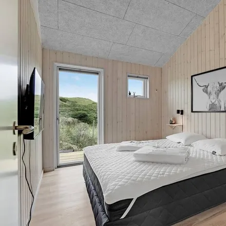 Rent this 6 bed house on 9480 Løkken