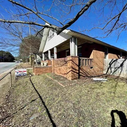Buy this 3 bed house on 104 River Street in Spartanburg County, SC 29333
