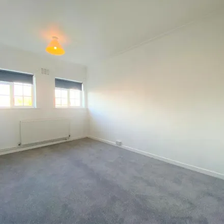 Rent this 2 bed apartment on Lynhurst Crescent in London, UB10 9EJ