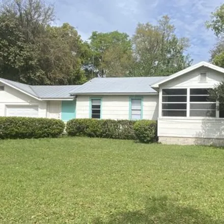 Rent this 2 bed house on 2293 Belvedere Street in Riverview, Jacksonville