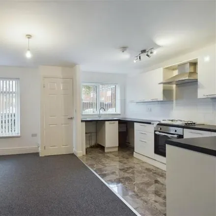 Image 2 - Castlehey, Holland Moor, Skelmersdale, WN8 9DS, United Kingdom - Townhouse for sale