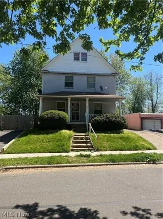 Buy this 4 bed house on 3281 West 88th Street in Cleveland, OH 44102