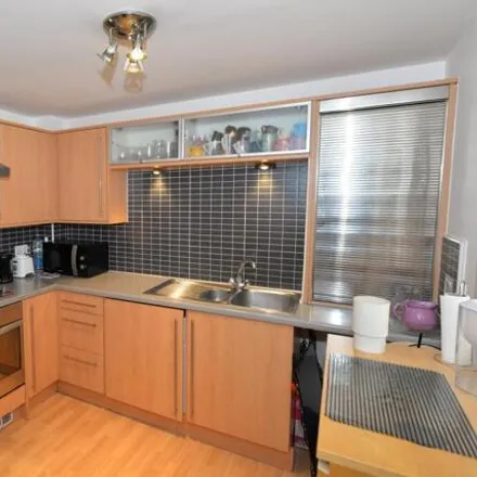 Image 3 - The Dell, Bedford Place, Southampton, United Kingdom - Apartment for sale