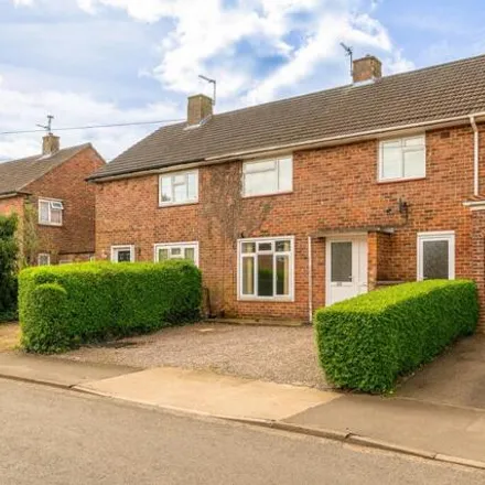 Buy this 3 bed townhouse on Brattleby Crescent in Laughton Way, Lincoln