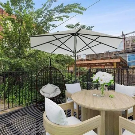 Image 3 - 253 45th Street, New York, NY 11220, USA - Townhouse for sale