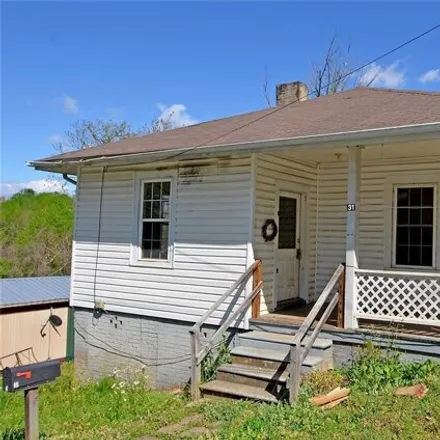 Buy this 2 bed house on 98 Cross Street in Marion, NC 28752