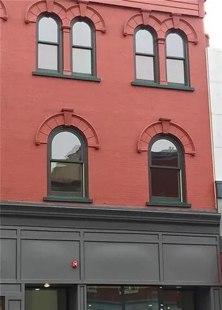 Rent this studio apartment on Coffee Arts and Culture in Bank Street, Easton