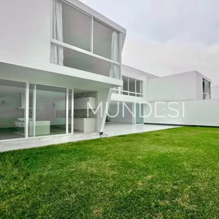 Buy this 4 bed house on Jirón Paracas in La Molina, Lima Metropolitan Area 15026