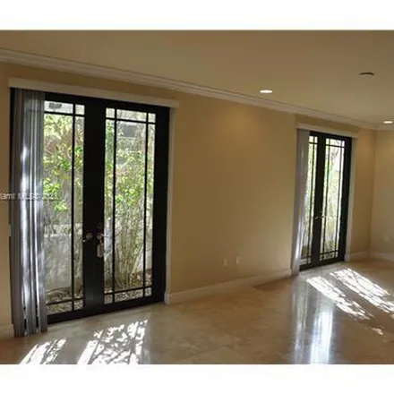 Image 3 - 404 Zamora Avenue, Coral Gables, FL 33134, USA - Apartment for rent