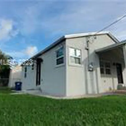 Rent this 3 bed apartment on 1301 Northeast 110th Terrace in Courtly Manor, Miami-Dade County