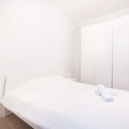 Rent this 2 bed apartment on Rue de Soignies - Zinnikstraat 28 in 1000 Brussels, Belgium