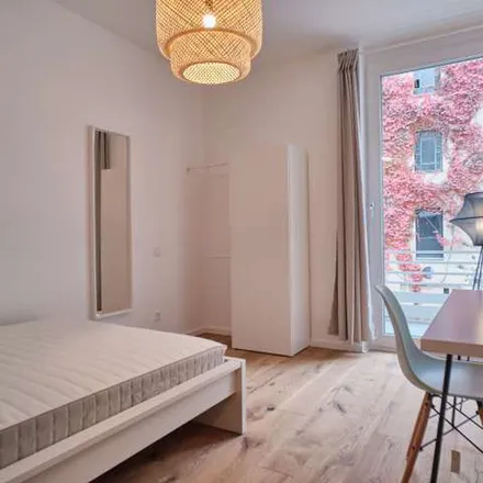 Rent this 3 bed apartment on Leopoldplatz in 13353 Berlin, Germany
