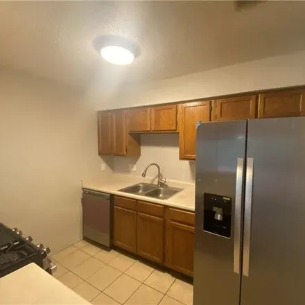 Image 5 - 12404 Coronet Street, Austin, TX 78727, USA - Apartment for rent
