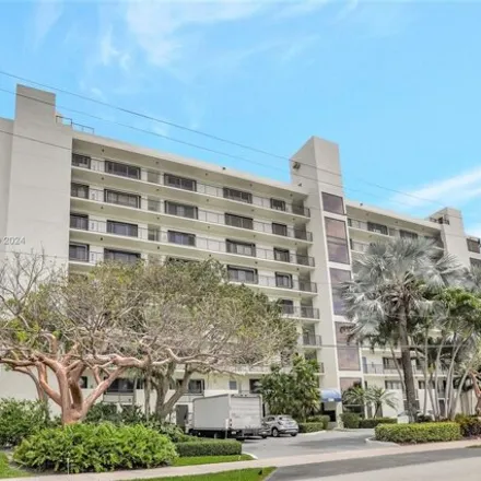 Buy this 2 bed condo on 2328 Northeast 33rd Avenue in Soroka Shores, Fort Lauderdale