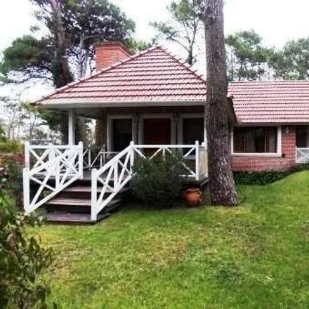 Buy this 5 bed house on Jacarandá in Partido de Pinamar, B7167 XAA Cariló